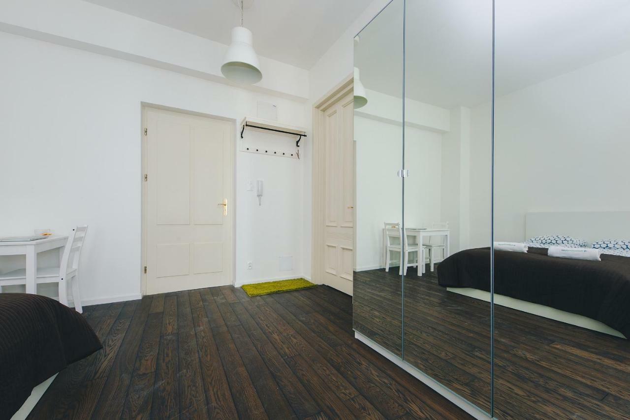 Shortstaypoland Noakowskiego Warsaw Ngoại thất bức ảnh